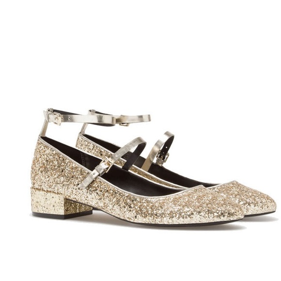 Shoes - Gold Glitter Women's Shoes (NWT)